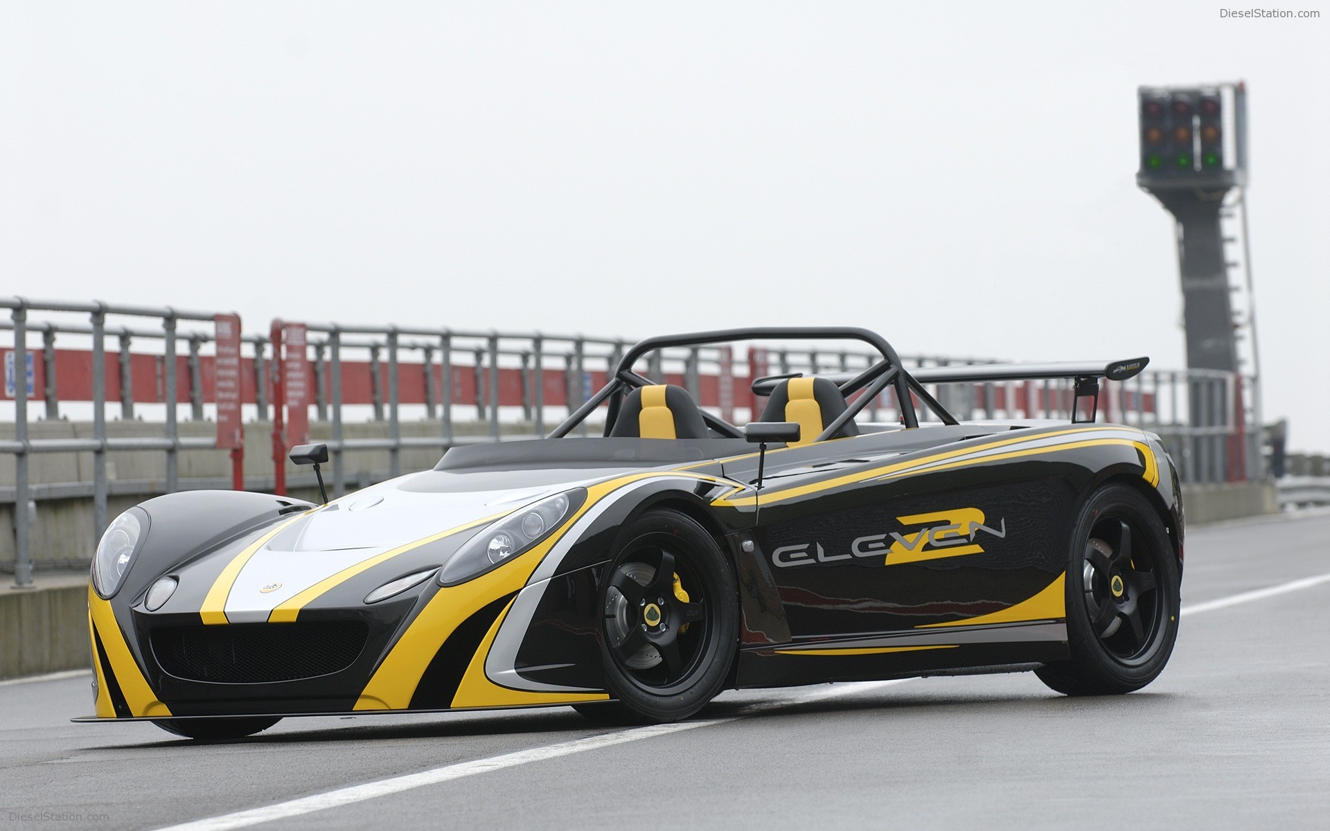 Lotus 2 Eleven